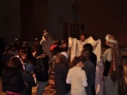 Ceux qui souhaitent se préparer à accueillir Jésus sont invités à déposer leur étoile.